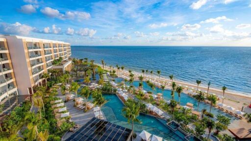 Waldorf Astoria Cancun Reviews & Hacks