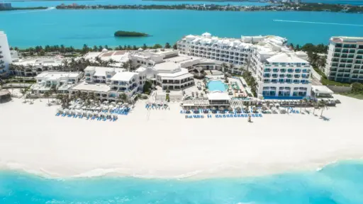 Wyndham Alltra Cancun Hacks, Review & AI Concierge