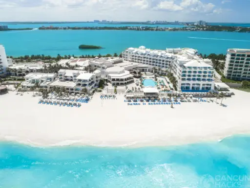 Wyndham Alltra Cancun Hacks, Review & AI Concierge