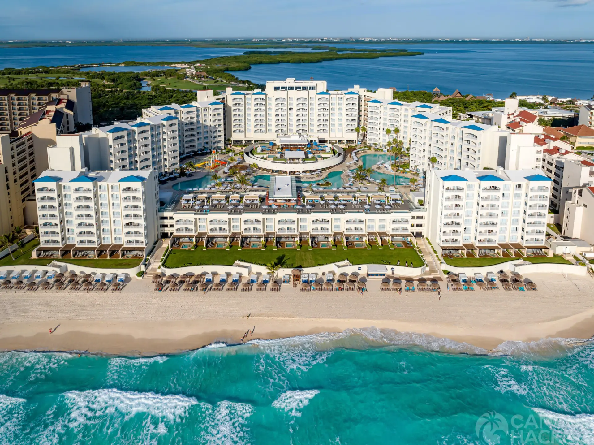 Hilton Cancun Mar Caribe All-Inclusive Resort Hacks & Review, & AI Concierge